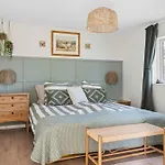 度假居 Summehouse With For 10 Great Location