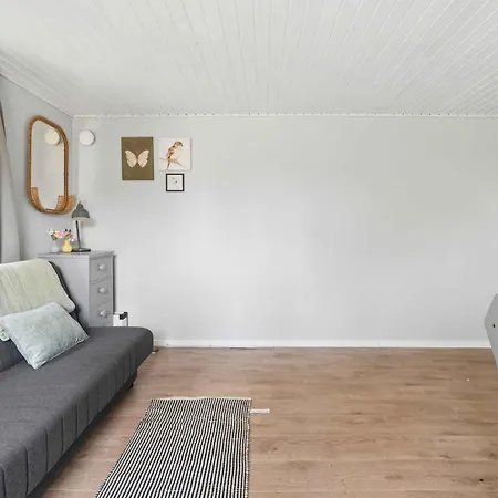 Summehouse With For 10 Great Location 度假居