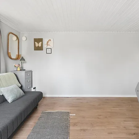 Summerhouse With For 10 Great Location * Bøtø By