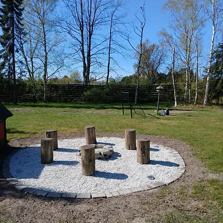 Summerhouse With For 10 Great Location *